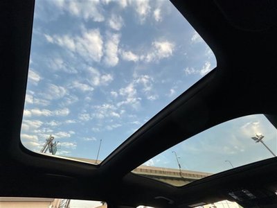 MERCEDES-BENZ GLB - 8