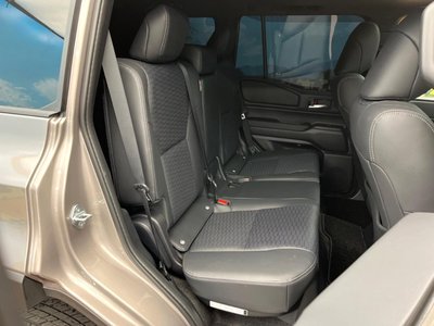 TOYOTA LAND CRUISER 250 - 9