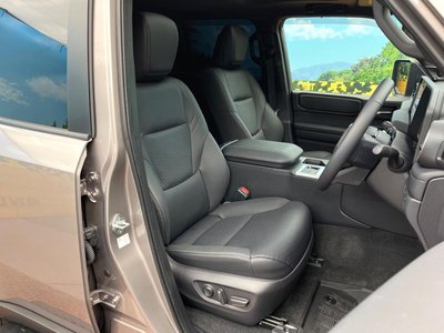 TOYOTA LAND CRUISER 250 - 8