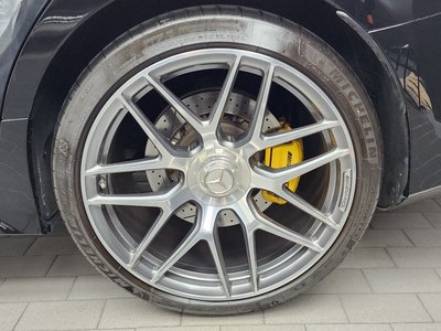 MERCEDES-BENZ GT AMG - 8