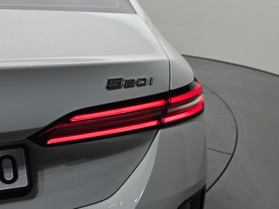 BMW 5 SERIES - 10