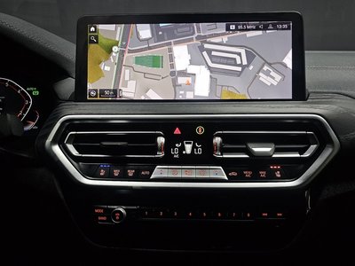 2024 BMW X4 — миниатюра 21