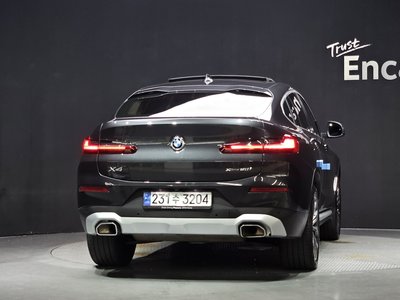 صورة 3 لـ 2024 BMW X4
