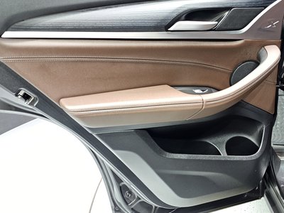 2024 BMW X4 — миниатюра 15