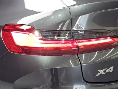 صورة 10 لـ 2024 BMW X4
