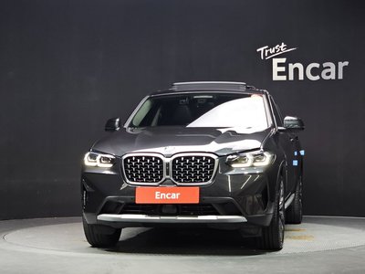 صورة 2 لـ 2024 BMW X4