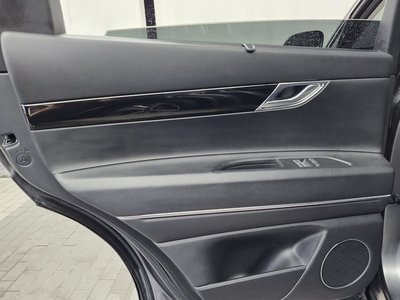 2021 Genesis GV80 — миниатюра 15