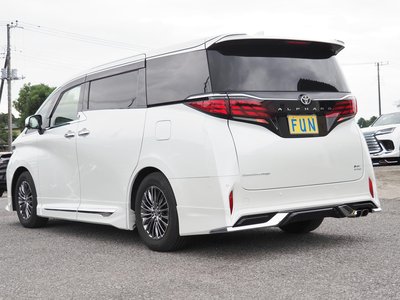 2025 TOYOTA ALPHARD — фото 6