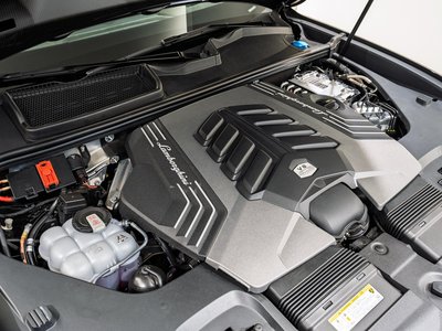 2023 Lamborghini URUS — миниатюра 11