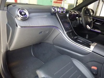 صورة 3 لـ 2025 Mercedes-BENZ GLC