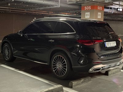MERCEDES-BENZ GLC - 4