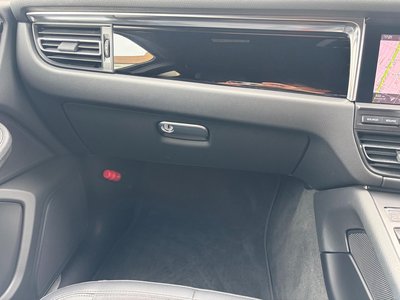 صورة مصغرة 26 لـ 2020 Porsche MACAN