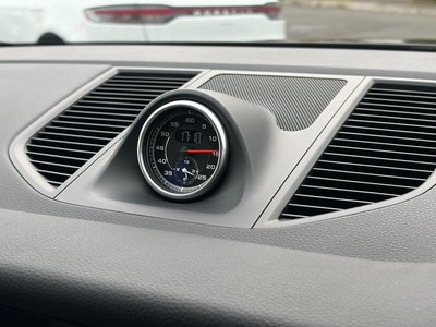 صورة مصغرة 18 لـ 2020 Porsche MACAN