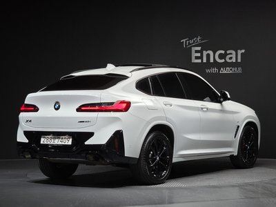 2025 BMW X4 — фото 4