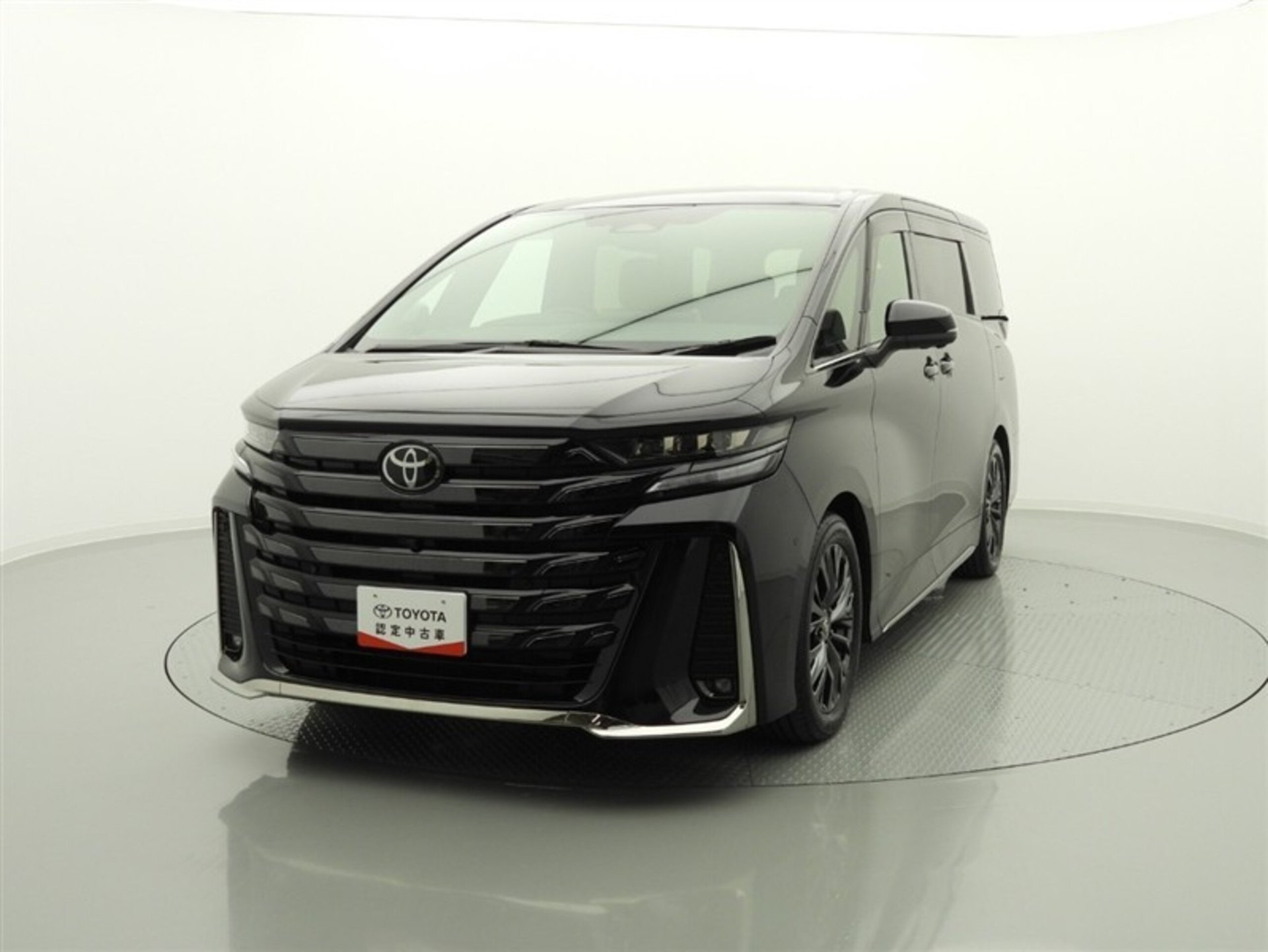 TOYOTA VELLFIRE - View 1