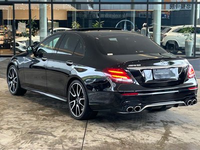 صورة 3 لـ 2019 Mercedes-BENZ E-CLASS AMG