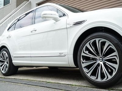صورة 2 لـ 2022 Bentley BENTAYGA