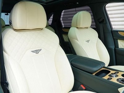 2022 Bentley BENTAYGA — миниатюра 25
