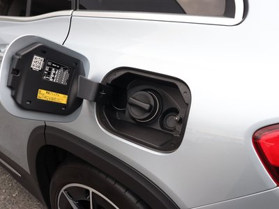 MERCEDES-BENZ GLB - 10