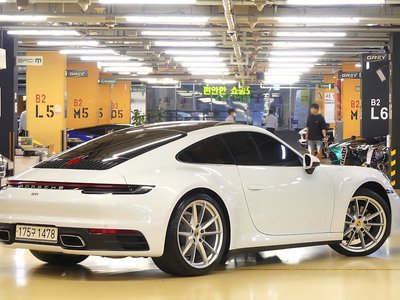 صورة 4 لـ 2021 Porsche 911