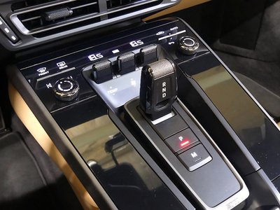 صورة 9 لـ 2021 Porsche 911