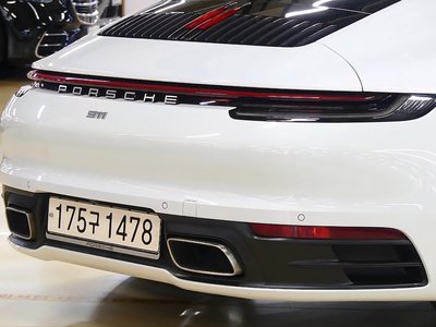 صورة 3 لـ 2021 Porsche 911