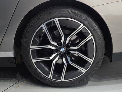 BMW 7 SERIES - 9