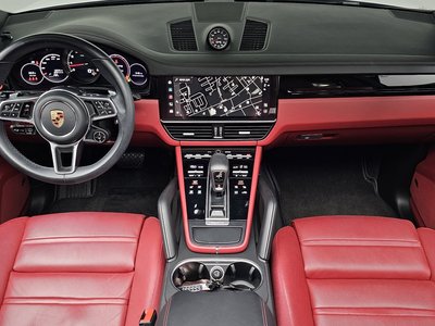 صورة 5 لـ 2022 Porsche CAYENNE