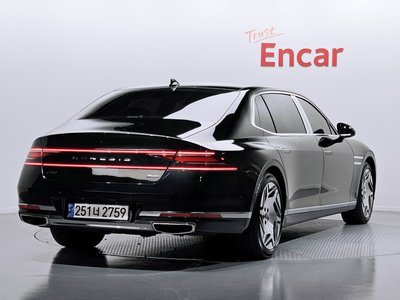 صورة 4 لـ 2022 Genesis G90 (RS4)