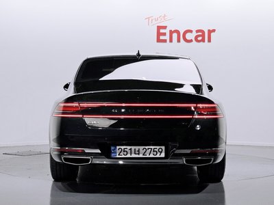 صورة 3 لـ 2022 Genesis G90 (RS4)
