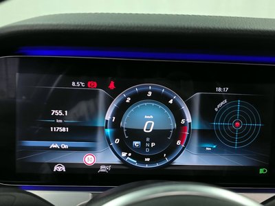 MERCEDES-BENZ CLS - 8