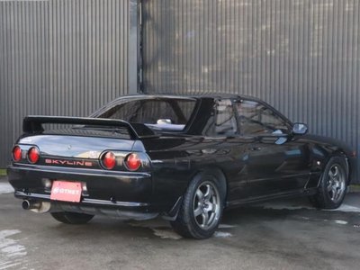 NISSAN SKYLINE GT-R - 2