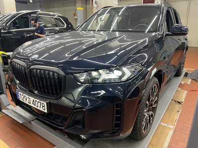 2025 BMW X5 照片 2