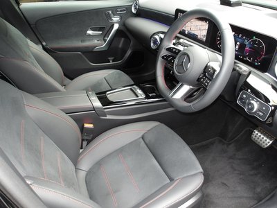 2025 Mercedes-BENZ A-CLASS 缩略图 35