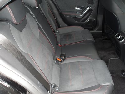 2025 Mercedes-BENZ A-CLASS 缩略图 38