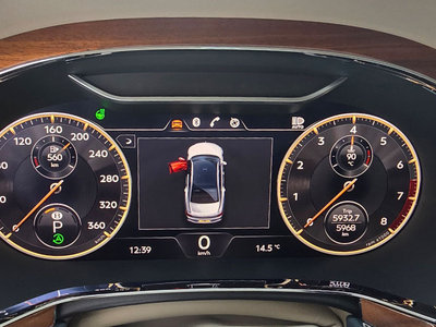 BENTLEY FLYING SPUR - 7