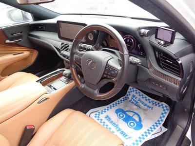LEXUS LS - 7