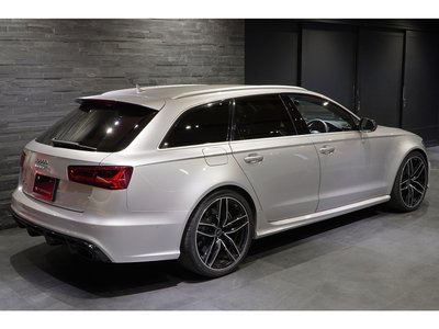 AUDI RS6 AVANT - 8