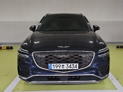 صورة 1 لـ 2024 Genesis GV70