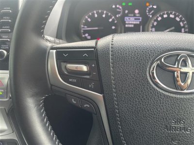 TOYOTA LAND CRUISER - 10