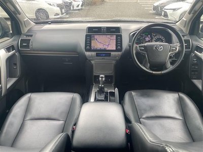 TOYOTA LAND CRUISER - 4