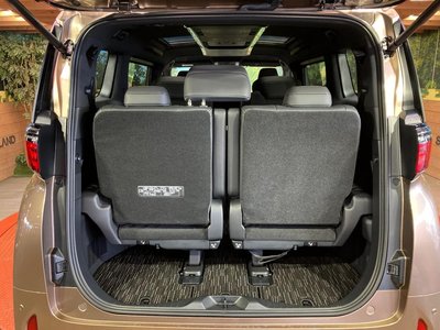 2026 Toyota ALPHARD thumbnail 11