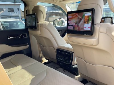 TOYOTA LAND CRUISER 300 - 4