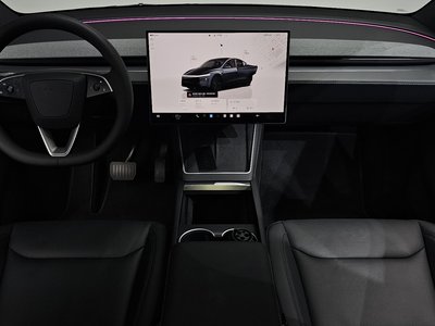 TESLA MODEL Y - 5