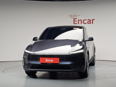 TESLA MODEL Y - 3
