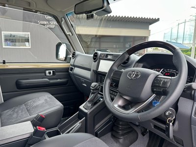 2025 Toyota LAND CRUISER 70 — миниатюра 77