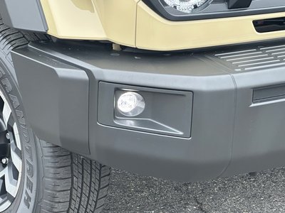 2025 Toyota LAND CRUISER 70 — миниатюра 16