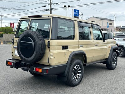 2025 Toyota LAND CRUISER 70 — миниатюра 29