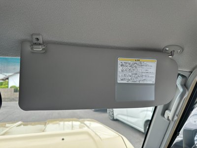 2025 Toyota LAND CRUISER 70 — миниатюра 75