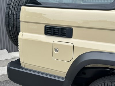 2025 Toyota LAND CRUISER 70 — миниатюра 27